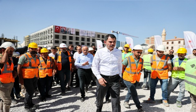 İstanbul'da Bakan Kurum başkanlığında Kentsel Dönüşüm Zirvesi