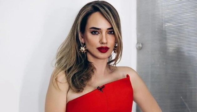 Seda Bakan projesi için imaj yeniledi!