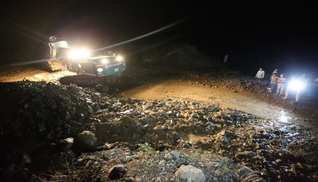 Kars sele teslim: 8 köy zarar gördü!