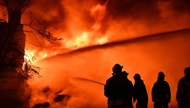 Gaziantep'te geri dönüşüm fabrikasında büyük yangın!