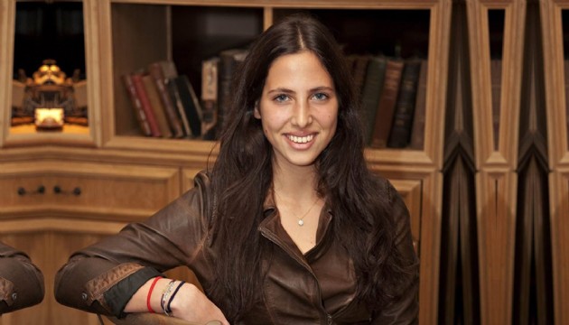 Hülya Avşar kayınvalide oluyor! Kızı Zehra Çilingiroğlu evleniyor