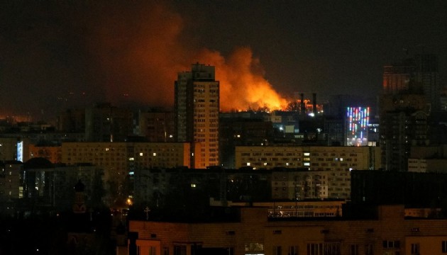 Ukrayna'ya füze yağdı, validen sığınaklarda kalın uyarısı geldi