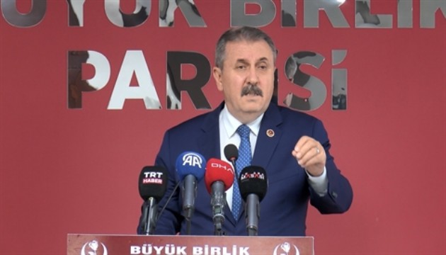 Destici: Belediye kadrolarının PKK sempatizanlarıyla doldurulmasına müsaade edilmemeli