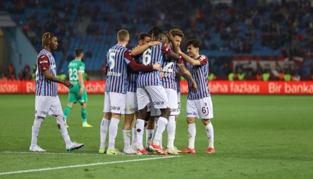Trabzonspor kupaya uzatmada tutundu!