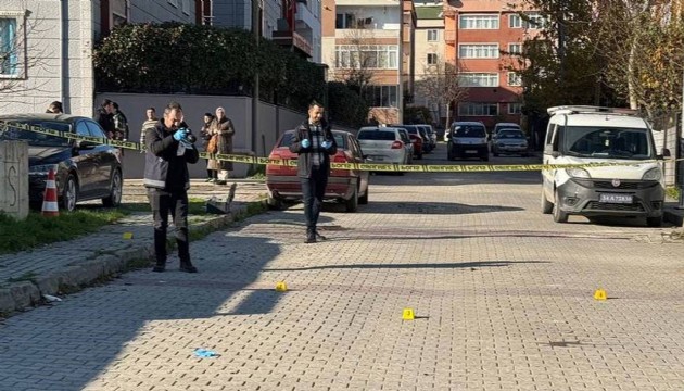 Talihsiz kadın yolda yürürken silahlı saldırıya uğradı