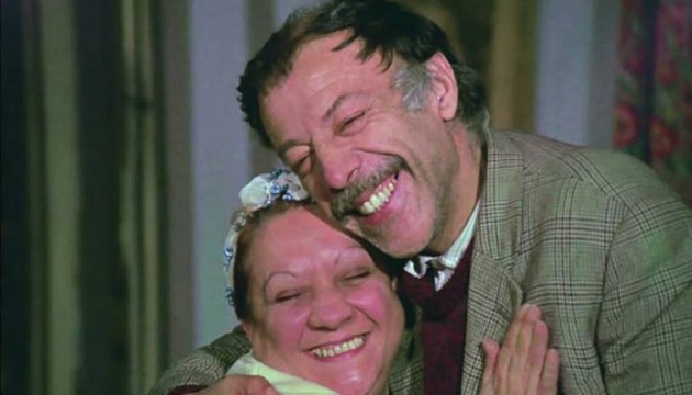 Adile filminde o oyuncu da var! Münir Özkul'u canlandıracak