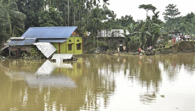 Sel ve heyelanlarda can kaybı artıyor