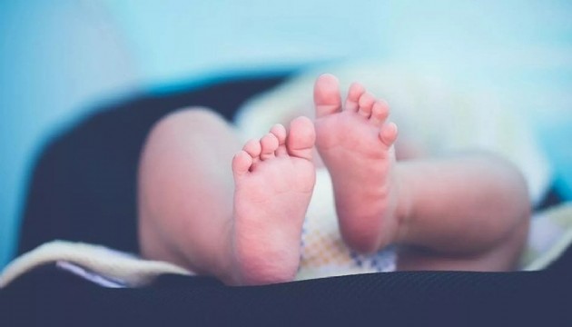 Şok eden olay! Kuşadasında bir çocuk doktoru bebek satın aldı!