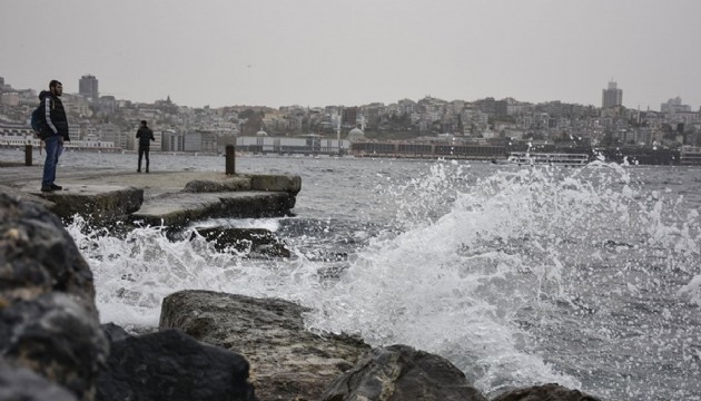 AKOM'dan İstanbul için 'fırtına' uyarısı
