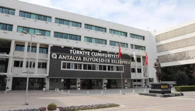 Antalya Büyükşehir Belediyesi'ne operasyon