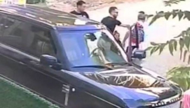 Babaya tokat atan maganda adliyede!