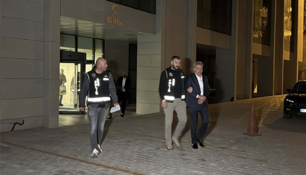 Belediye Başkanı Sungur ve 4 kişi tutuklandı