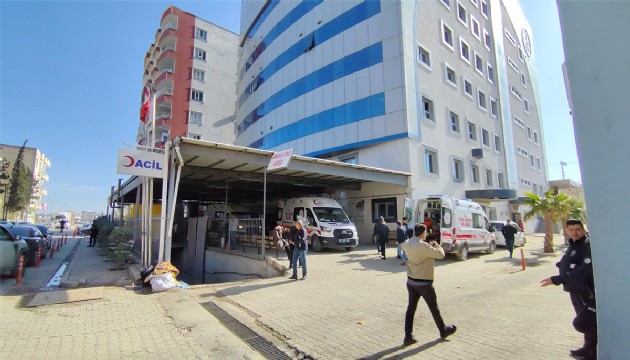 Hastane önünde silahlı kavga:  Ölü ve yaralılar var