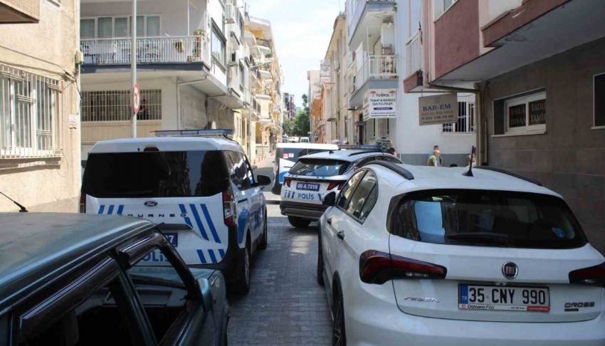 Aydın'da apartman dairesinde patlama: 1'i ağır 2 yaralı