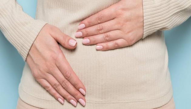 Mide ağrısı ve şişkinlik deyip geçilen o belirtiler kanser habercisi olabilir