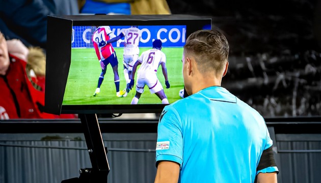 İtalya Serie A'da VAR'a gidilen pozisyonlar stat ekranına yansıtılacak