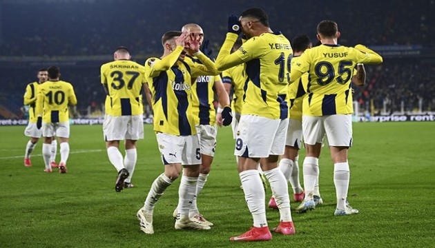 Fenerbahçe'nin Glasgow Rangers maçı 11'i