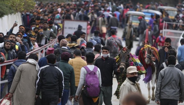 Hindu tapınağında izdihamda: 12 kişi öldü