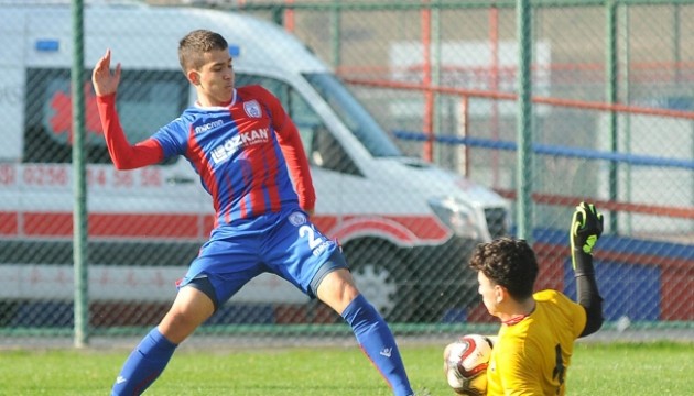 Galatasaray'ın hedefi Yiğit Emre Çeltik