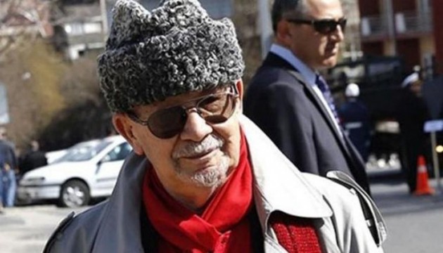 Yalçın Küçük hayatını kaybetti