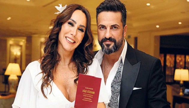 Asena'dan boşanma açıklaması