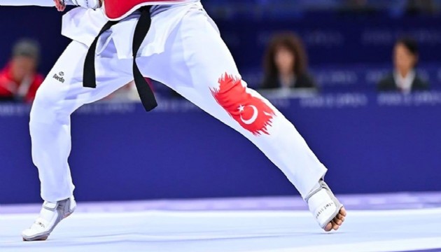 Antalya'da düzenlenen Tekvando Şampiyonası başladı