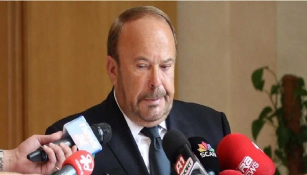 Arnavutluk Eski Başbakanı Fatos Nano toprağa verildi