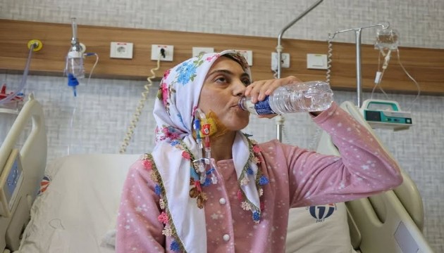 Vücudundaki 5 böbrekle yaşamını sürdürüyor