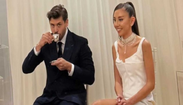 Ünlü oyuncu Dominik'e gitmeden önce nişanlandı