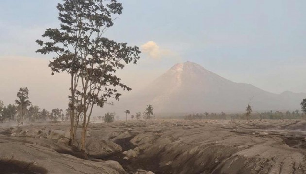 Yanardağ 6 defa patladı