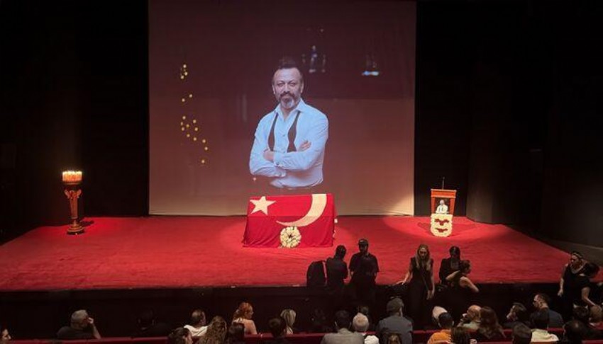 Oyuncu Serhat Kılıç son yolculuğuna uğurlanıyor