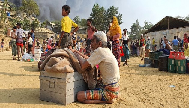 BM: Cox's Bazar'da mülteci kampındaki yangın 12 bin kişiyi evsiz bıraktı