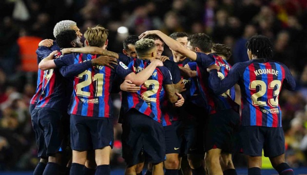 La Liga'da Barcelona şampiyonluğa koşuyor