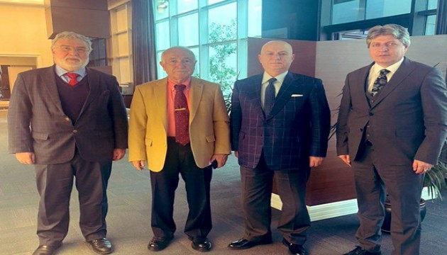 Demokratlar, TBMM Eski Başkanı Cemil Çiçek'i ziyaret etti