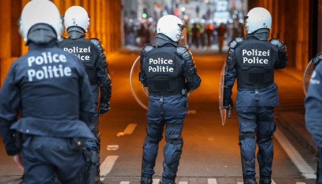 Belçika’da binlerce polis sokağa indi