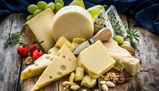 Çarpıcı araştırma: Akşamları peyniri sakın ağzınıza bile sürmeyin!