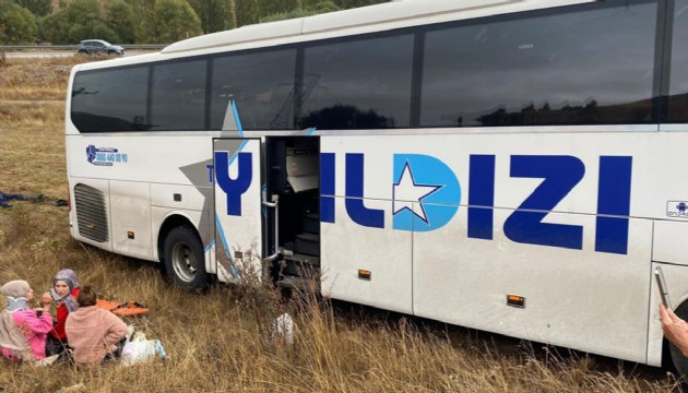 Sivas'ta feci kaza: Çok sayıda yaralı var