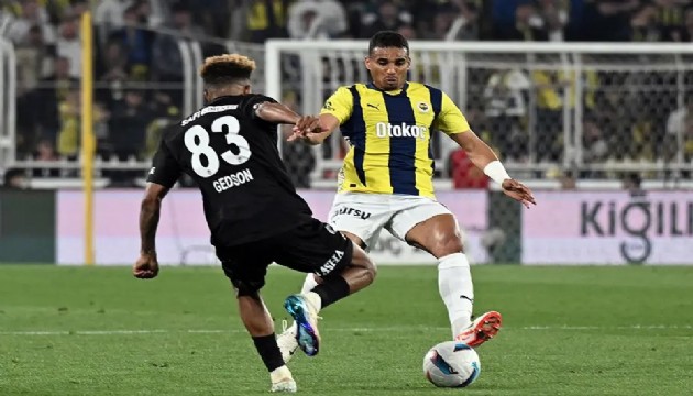 Fenerbahçe yıldız oyuncu ile yolları ayırdı