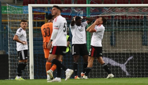 Beşiktaş Avrupa Ligi'ne veda etti