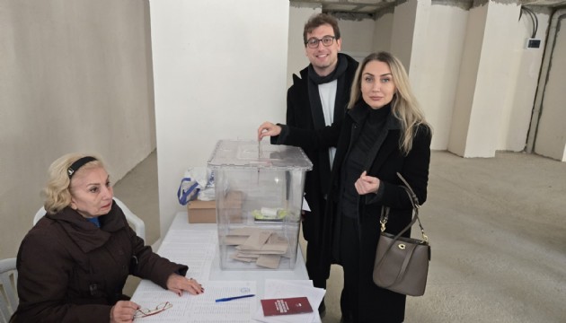 İmamoğlu ailesi oyunu kullandı