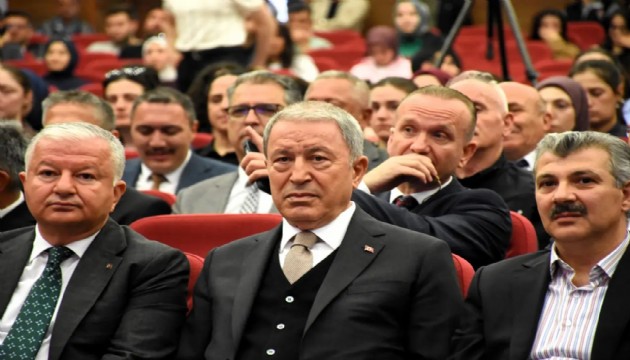 Hulusi Akar'dan öğrencilere tavsiye: Çin'e gidin