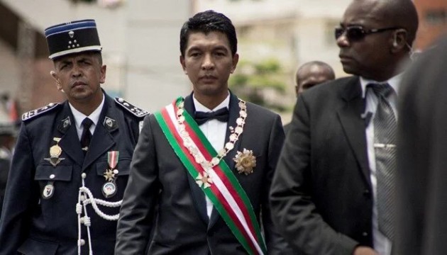Madagaskar'da hükümet krizi: Ordu yönetimi ele geçirdi