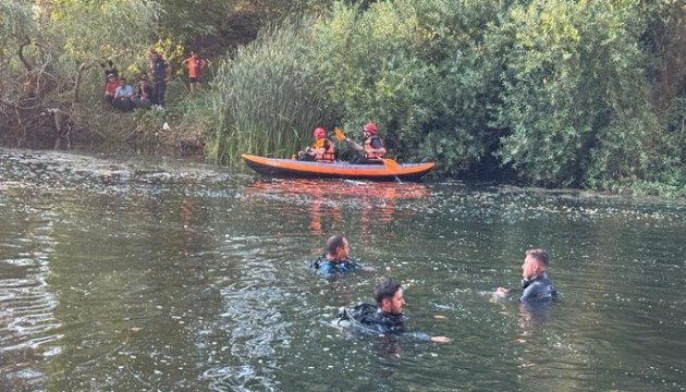 Sakarya Nehri'ne giren iki çocuk hayatını kaybetti