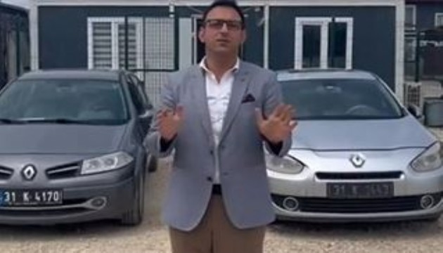 Defne Belediye Başkanı CHP'li Özgün, makam otomobillerini satışa çıkardı