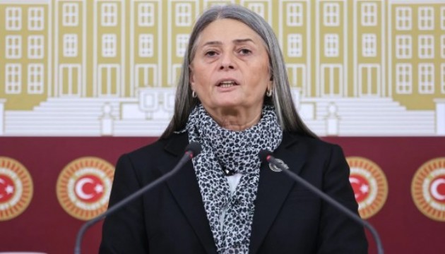 CHP'li Suiçmez, tutuklu Esila Ayık'ın tahliye edilmesini istedi