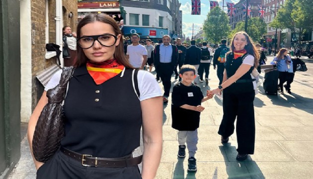 Fahriye Evcen'den Londra pozları!