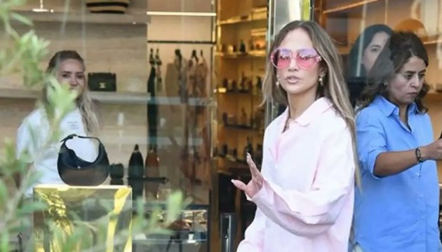 Jennifer Lopez, mağazaya alınmadı!