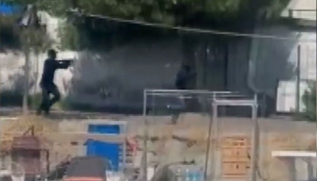 İstanbul'da maskeli saldırgan korku saçtı