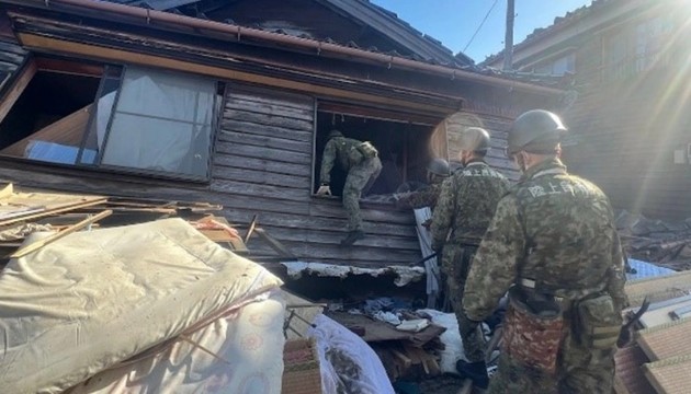 Japon ordusu 10 bin personelle deprem bölgesinde