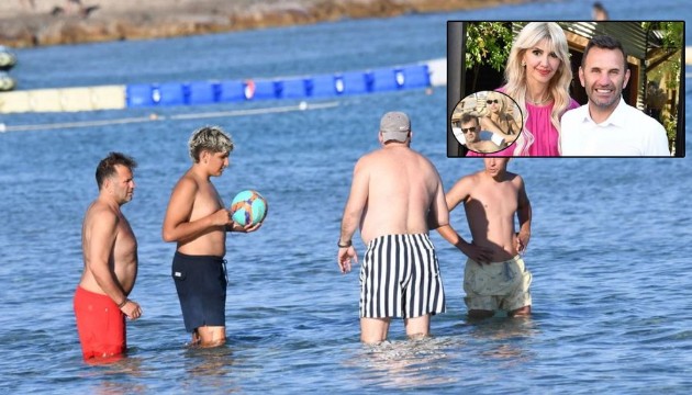 Okan Buruk eski eşiyle tatile çıktı!